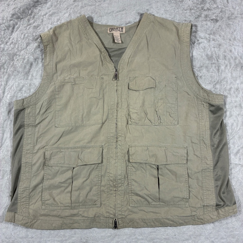 Duluth Trading Co Mens Utility Fishing Vest Size 2XL Tall Khaki Outdoors